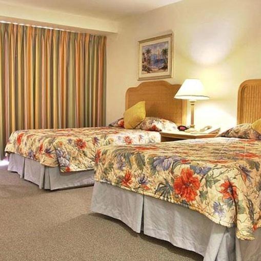 Castaways Resort And Suites Фрипорт-Сити Экстерьер фото